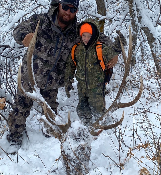 West Divide Elk Ranch Lodge Hunts